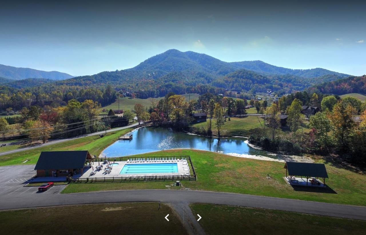Alpine Joy-Hot Tub, Pond Access ,1089 Of Free Tickets For Each Paid Day, Dollywood And More! Townsend Dış mekan fotoğraf